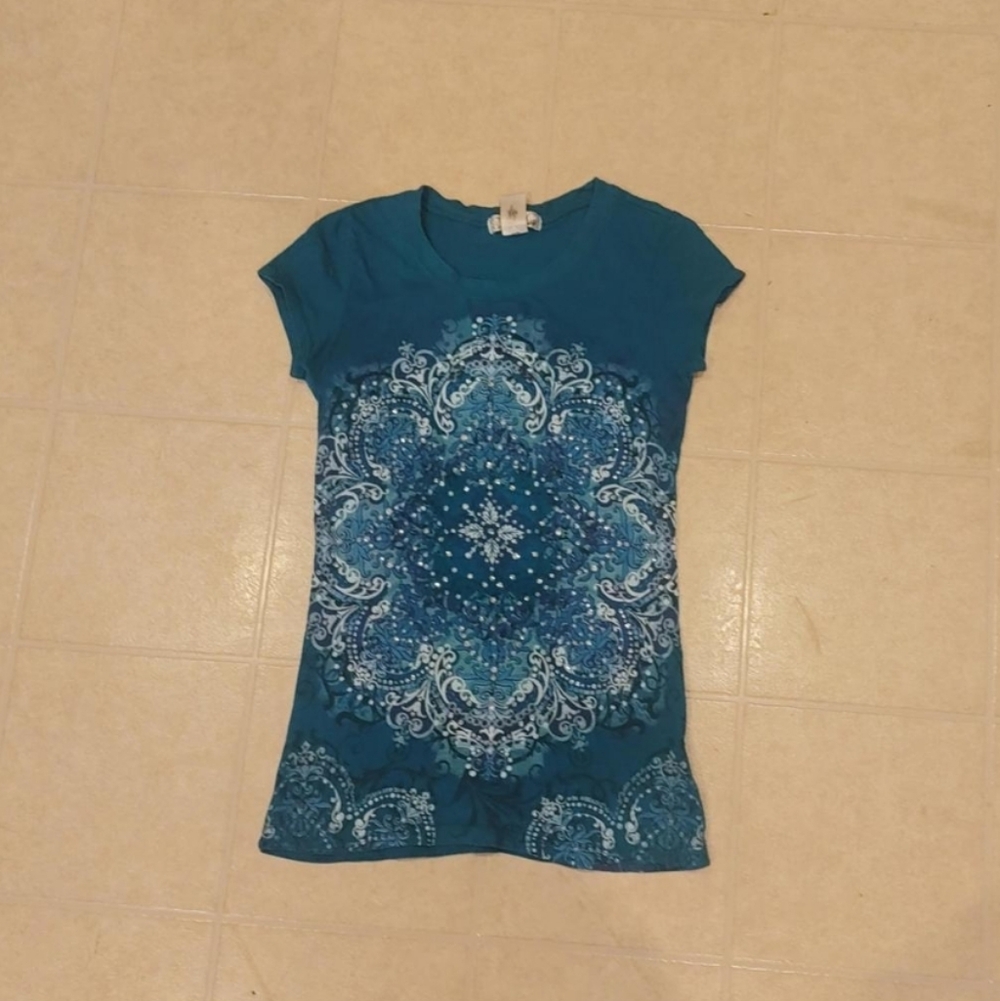 Twisted Mosaic Blue Graphic Tee
